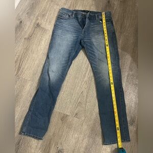 Men's Blue Jeans